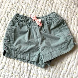 ⭐️3 for $10 Carter’s chino shorts